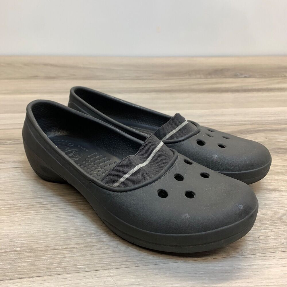 CROCS Women's Juneau Flats Size 7 Elastic Strap Shoe Black Rubber Slip On Vented